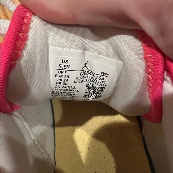 Jordan One Take 2 'Summertime Fresh’
Youth Size 5.5 - Picture 10 of 10